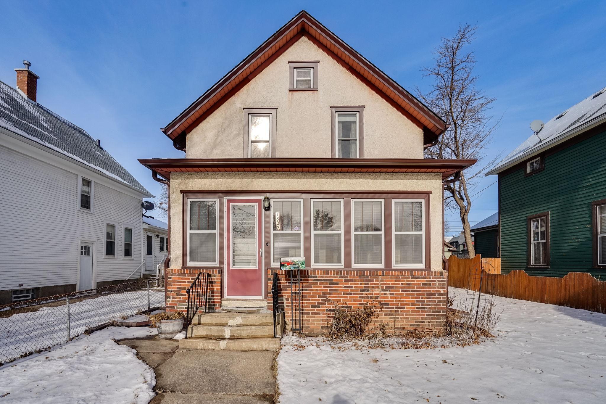 1802 3rd Avenue N