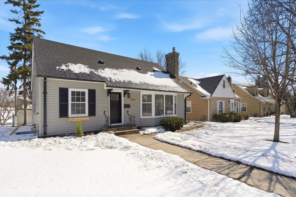 Photo of 5829 12th Avenue S, Minneapolis, MN 55417 (MLS # 7041059)