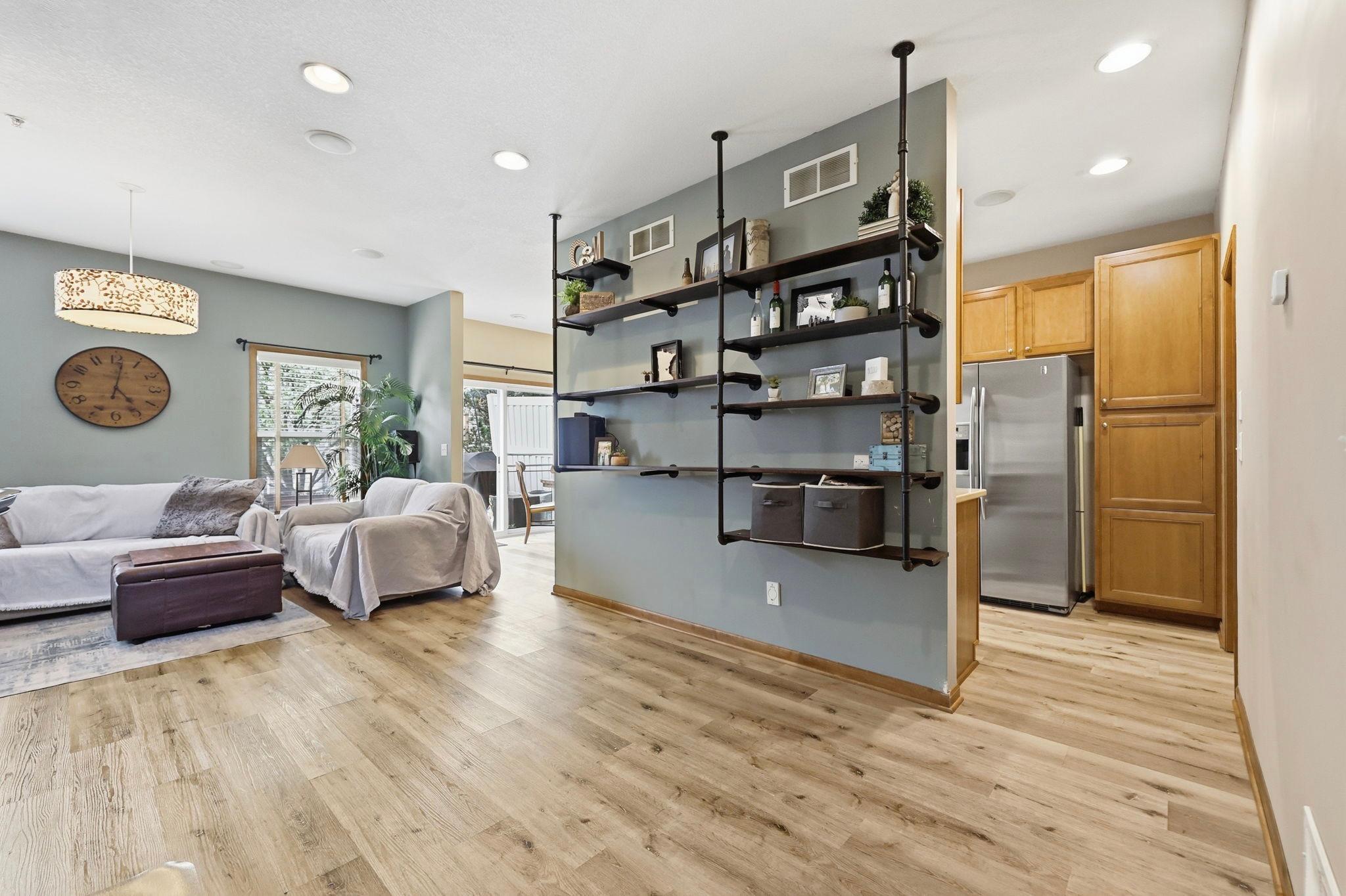 348 Orendorff Way NE