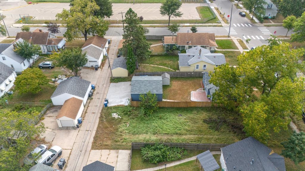 Photo of 4314 Morgan Avenue N, Minneapolis, MN 55412 (MLS # 7002678)