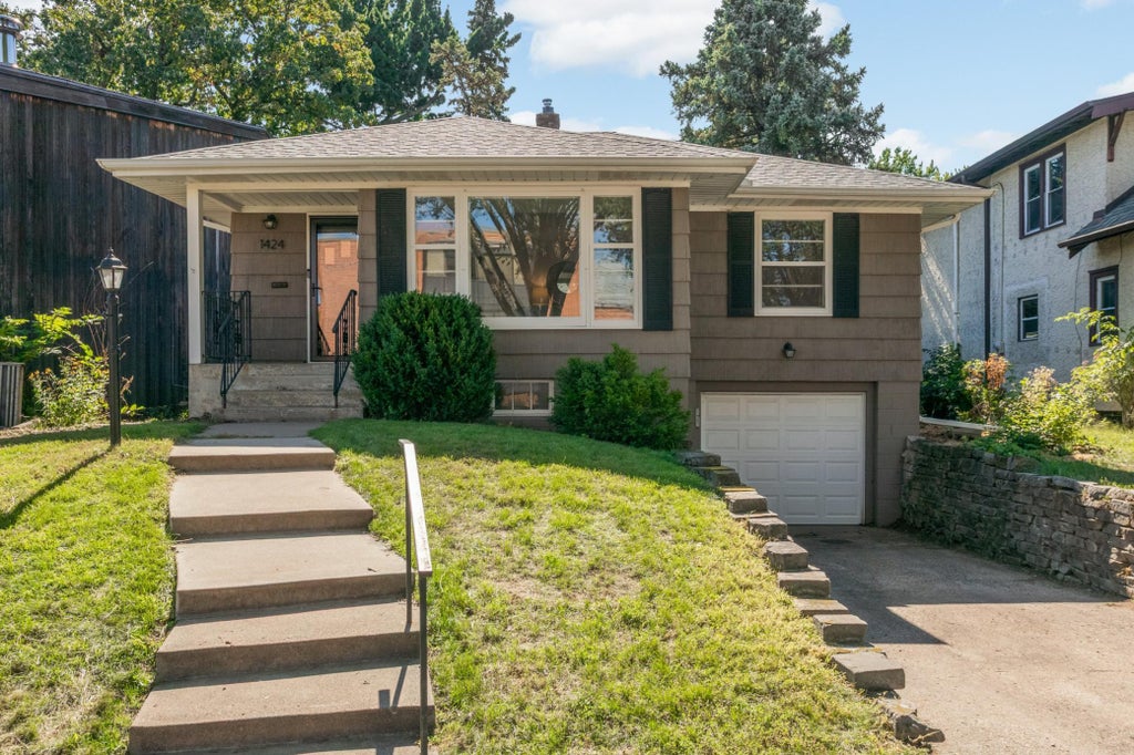 Photo of 1424 Almond Avenue, Saint Paul, MN 55108 (MLS # 7150101)