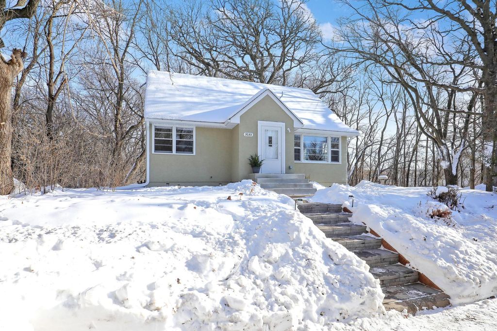 Photo of 3232 Karth Road, White Bear Lake, MN 55110 (MLS # 7001210)