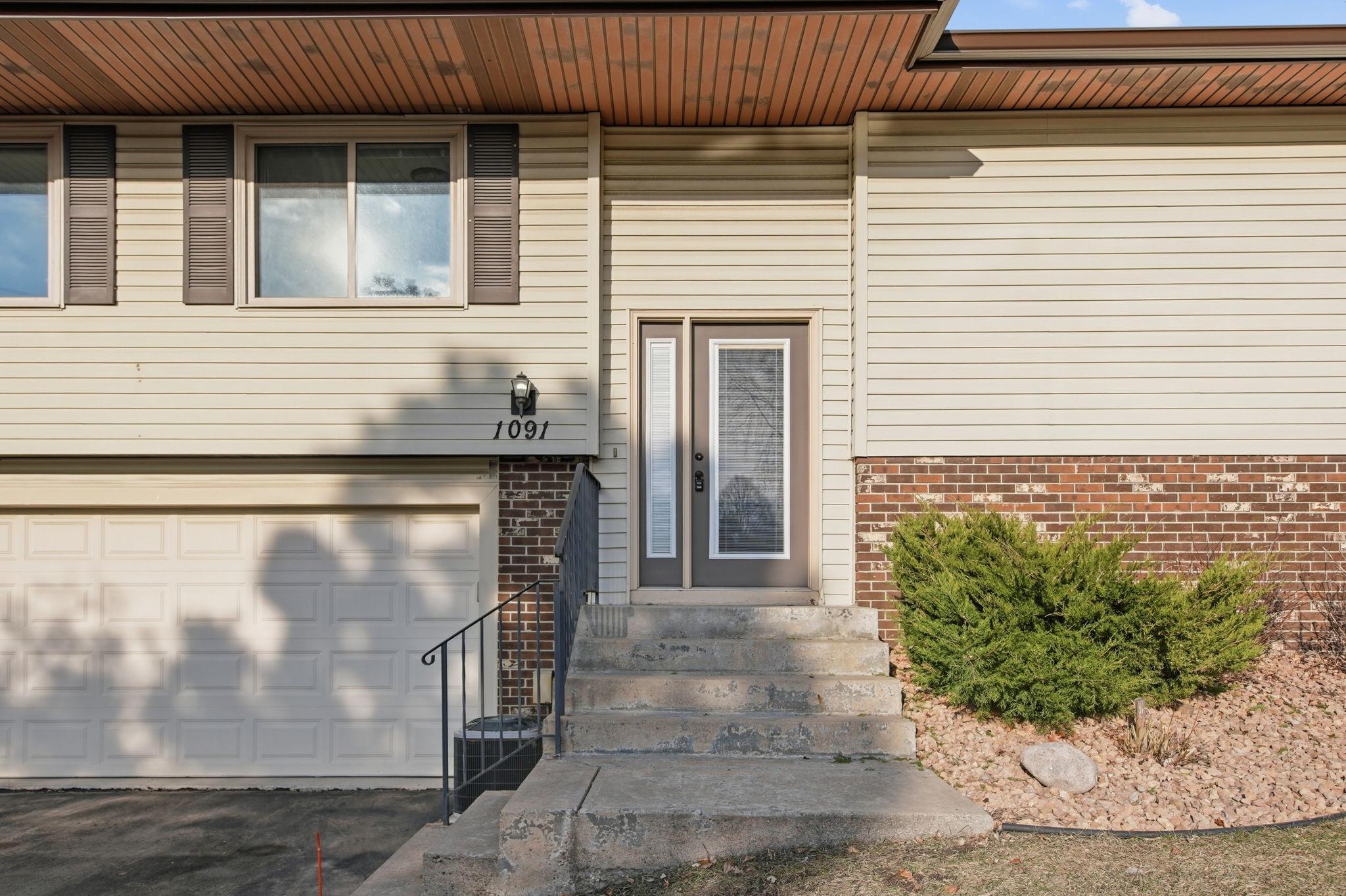 1091 Churchill Place