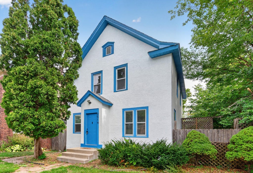 Photo of 2619 Pillsbury Avenue S, Minneapolis, MN 55408 (MLS # 7139555)