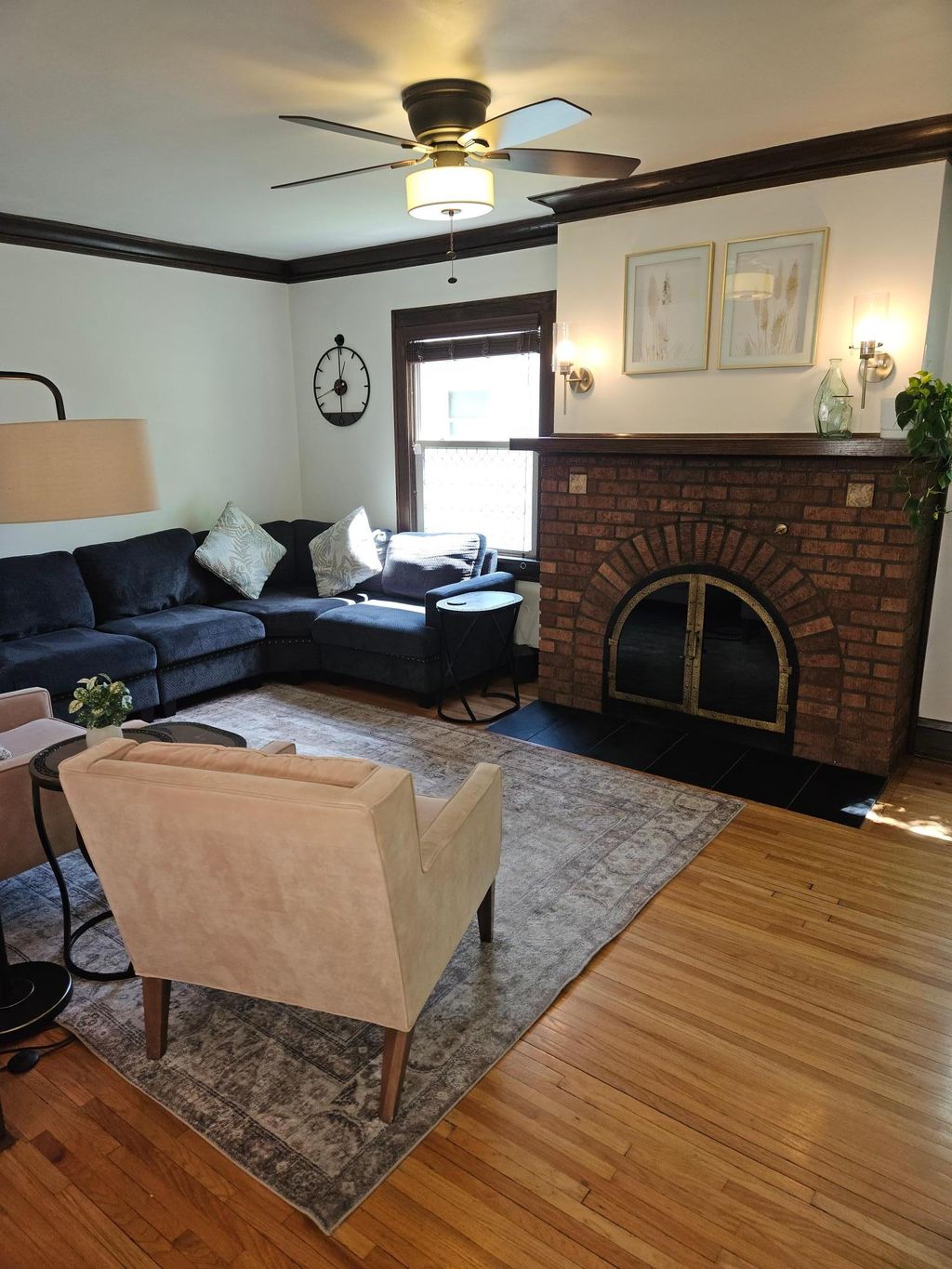 Photo of 3644 Hubbard Avenue N, Robbinsdale, MN 55422 (MLS # 7072873)