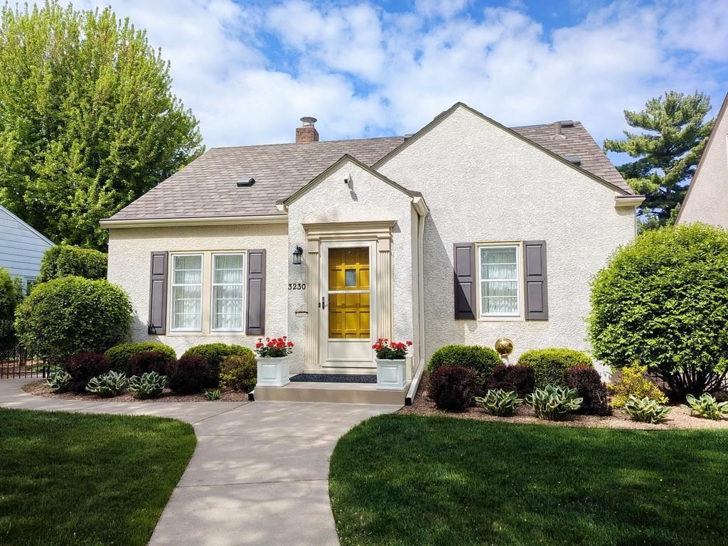 Photo of 3230 Mckinley Street NE, Minneapolis, MN 55418 (MLS # 7077642)