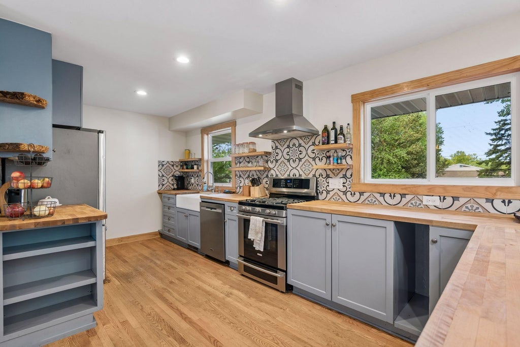 Photo of 3425 Churchill Street, Shoreview, MN 55126 (MLS # 7095144)
