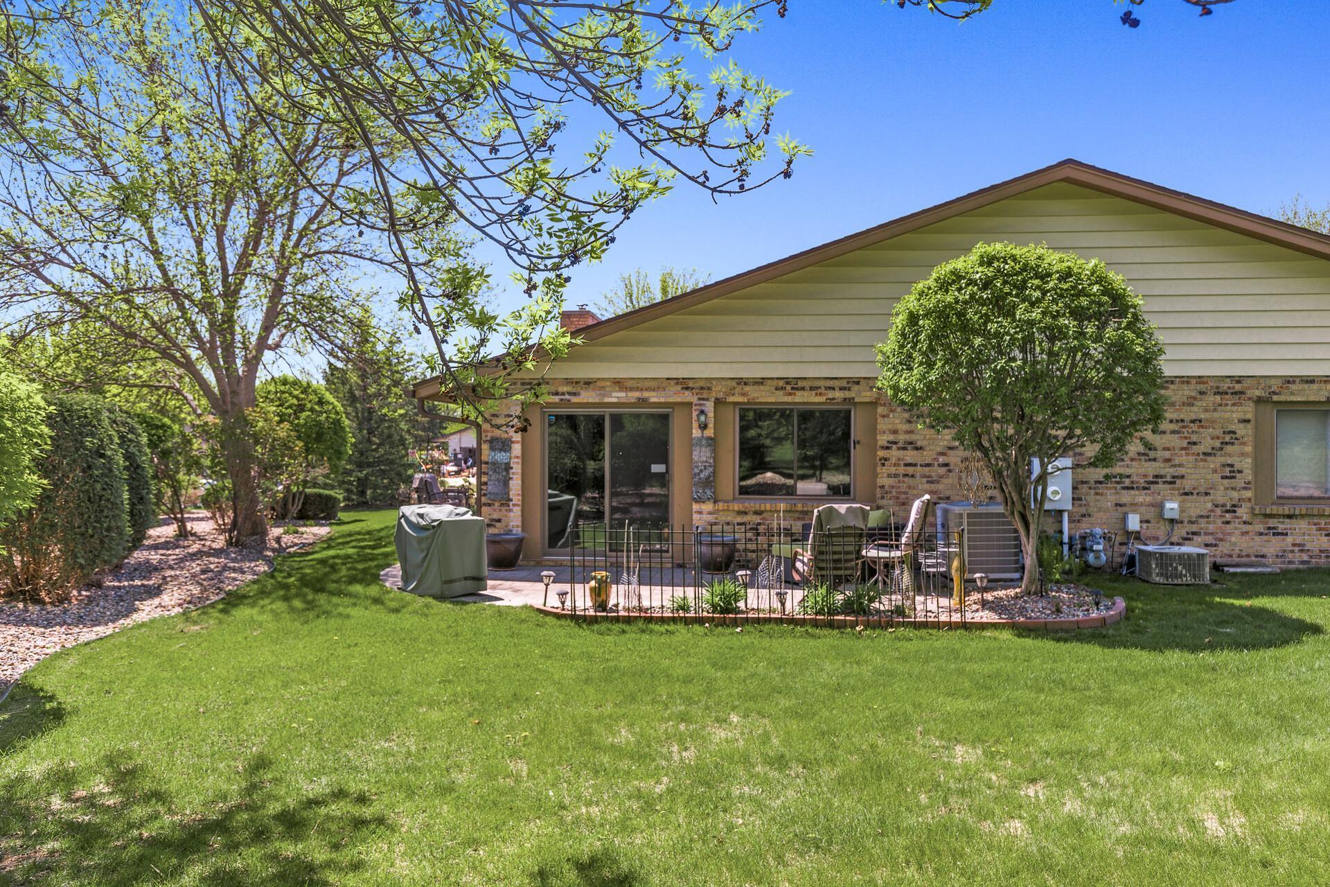 7070 Robinwood Trail