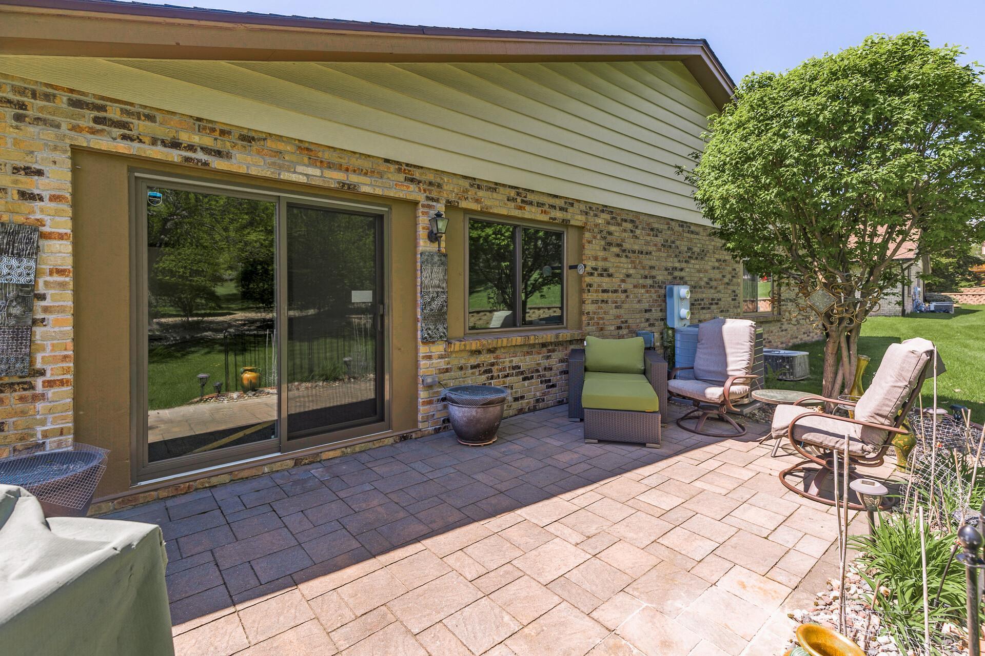 7070 Robinwood Trail
