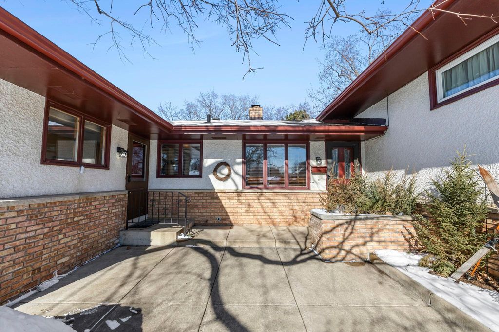 Photo of 3700 Chowen Curve, Edina, MN 55410 (MLS # 7007291)