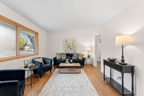 1114 W 80 1/2 Street Bloomington MN 55420