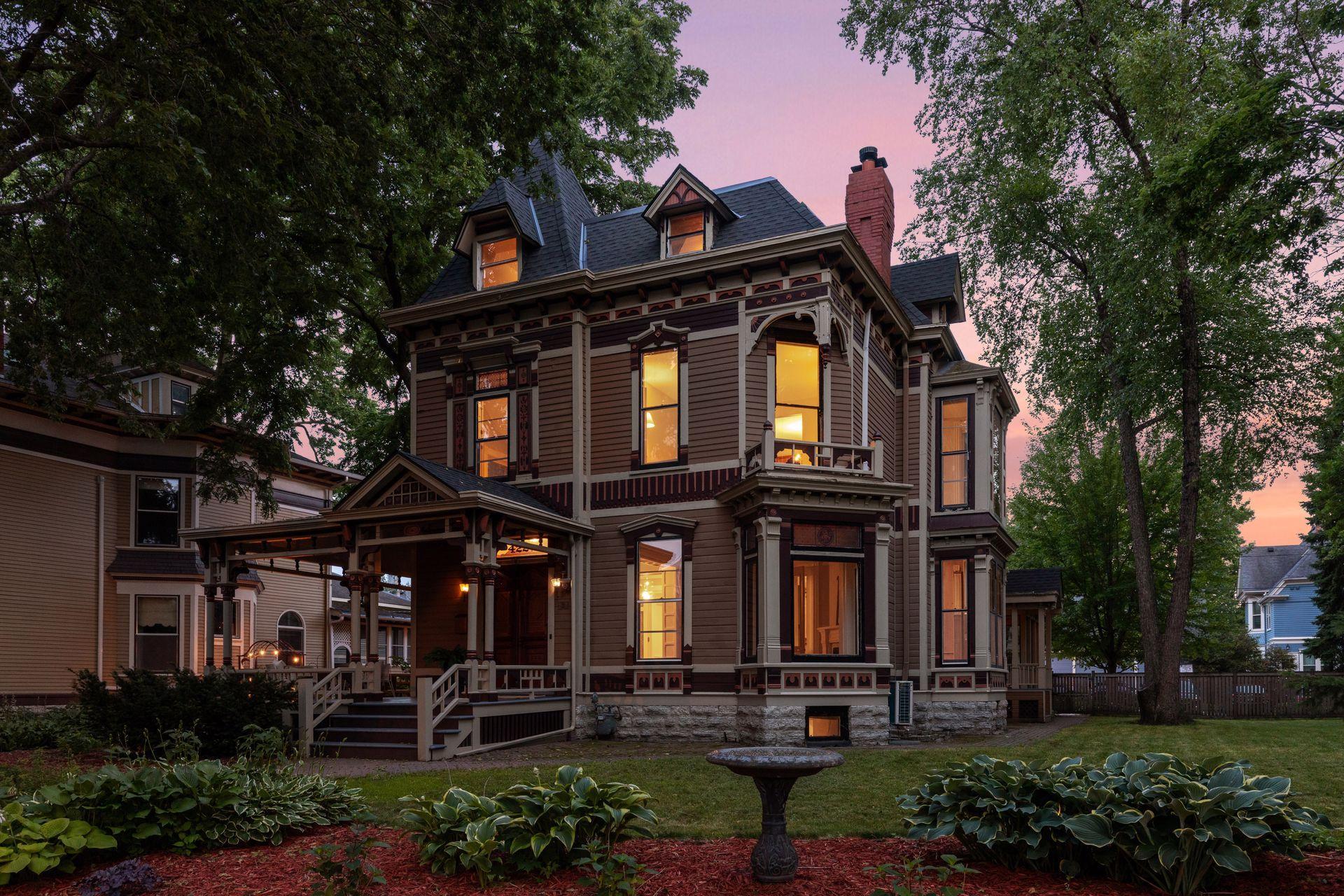 422 Laurel Avenue