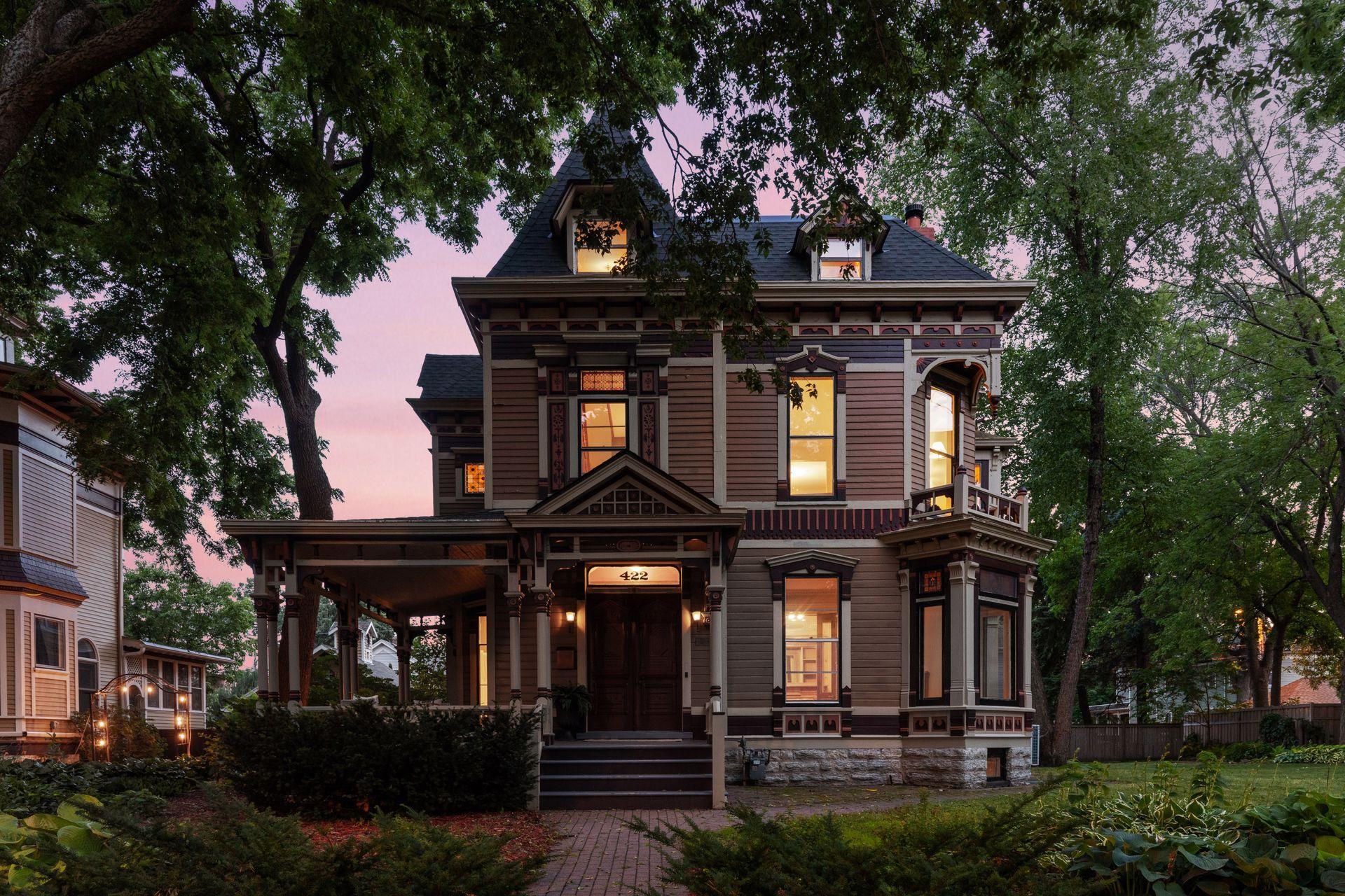 422 Laurel Avenue