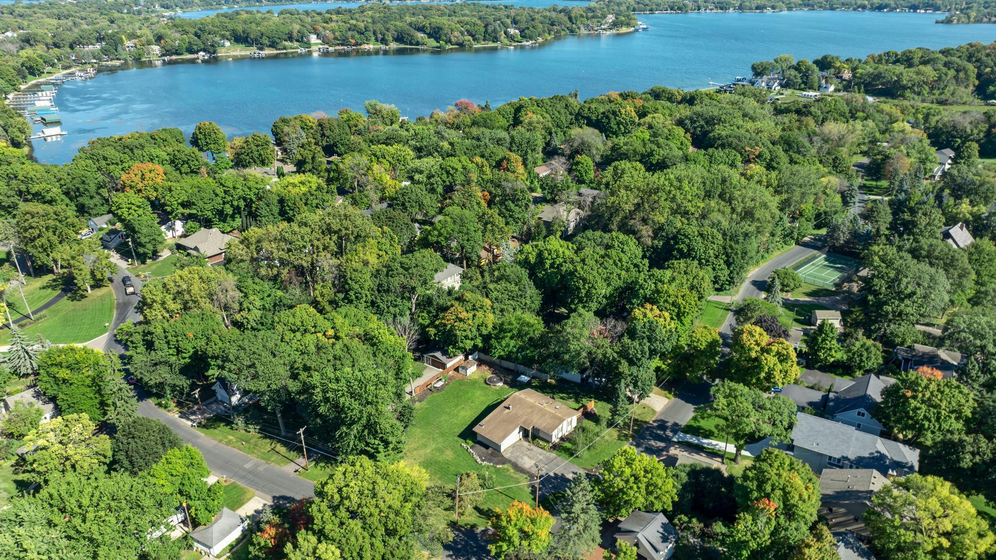 2800 Casco Point Road