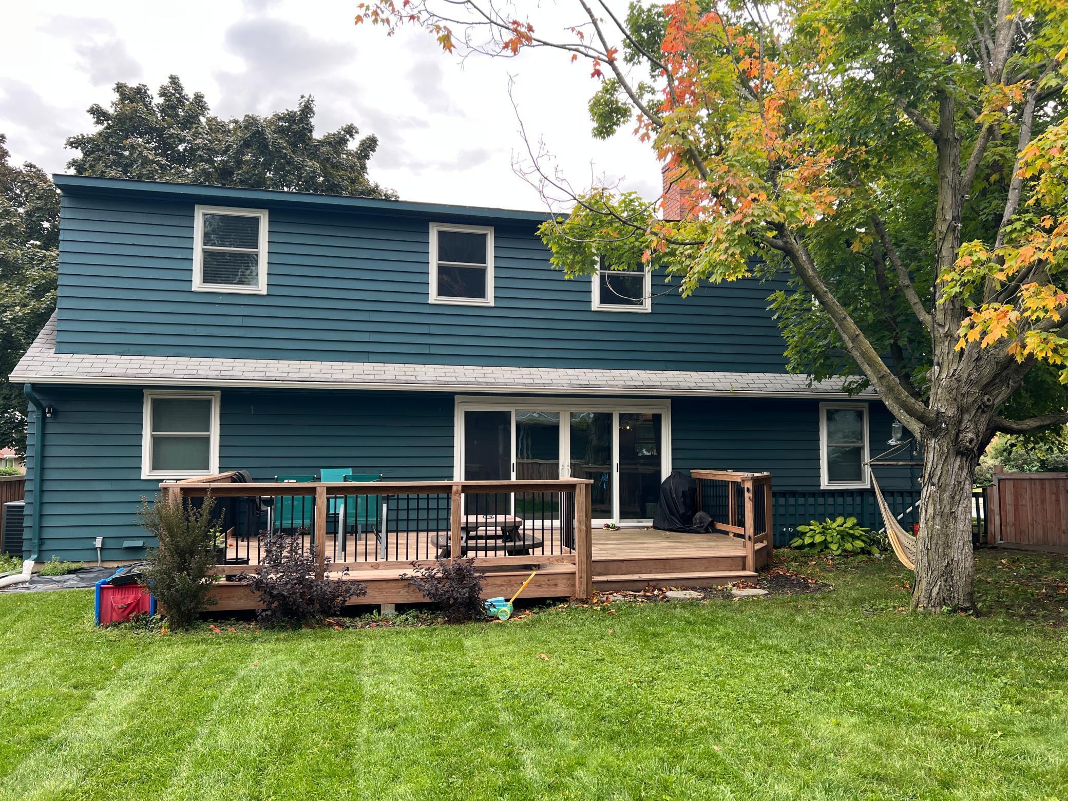 605 Cresthaven Drive