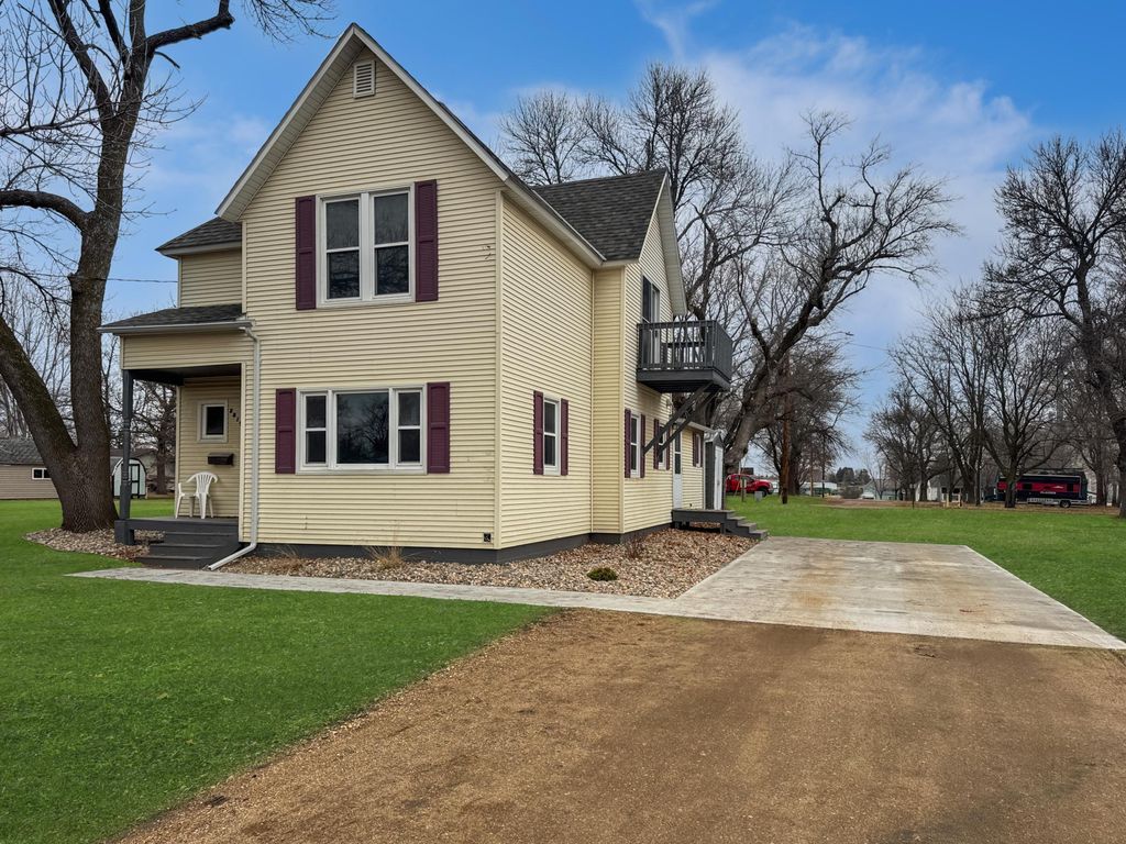 Photo of 2819 24th Street, Slayton, MN 56172 (MLS # 6822982)