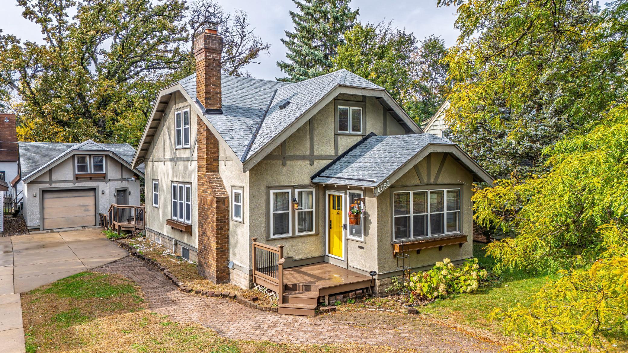 4082 Brookside Avenue