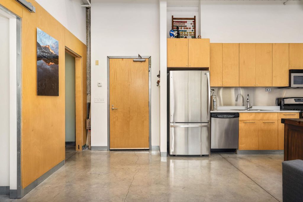Photo of 700 Washington Avenue N #615, Minneapolis, MN 55401 (MLS # 6720574)