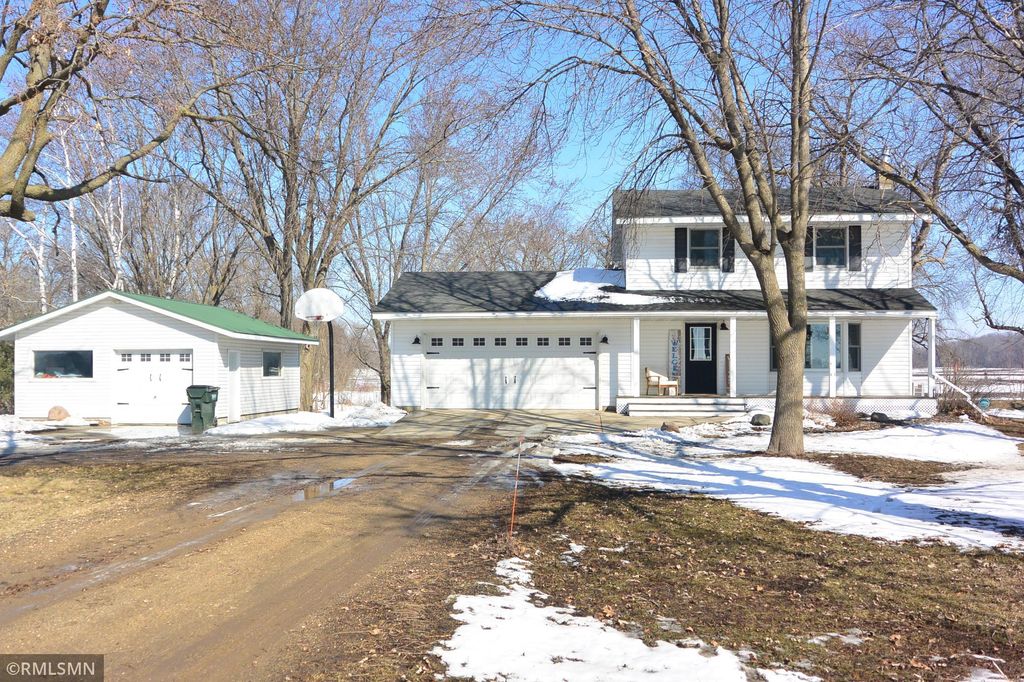 Photo of 17172 220th Street, Hutchinson, MN 55350 (MLS # 7038533)