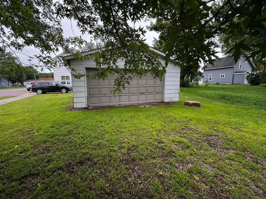 Photo of 241 Webster Street N, Kasota, MN 56050 (MLS # 7061988)
