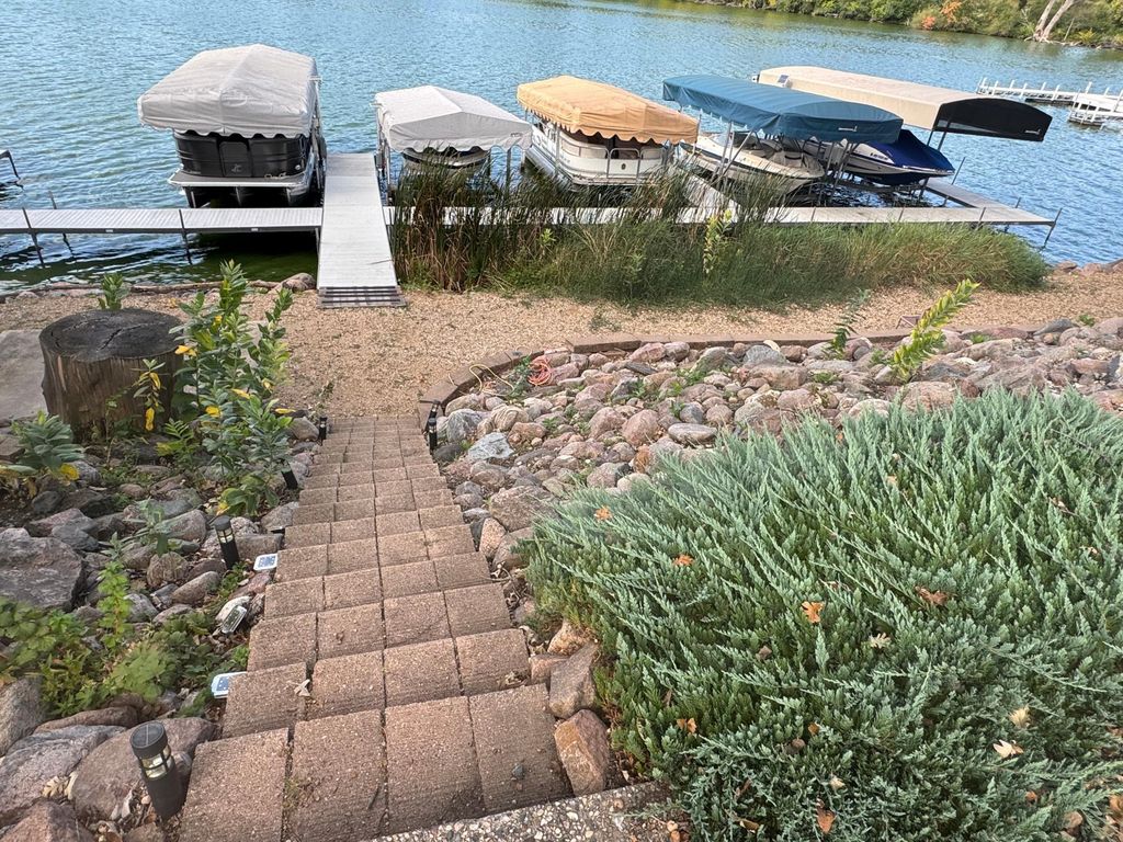 Photo of 445 Lake Avenue #101, Fairmont, MN 56031 (MLS # 7045899)