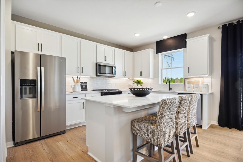 Photo of 4971 Airlake Drive, Woodbury, MN 55129 (MLS # 7075780)