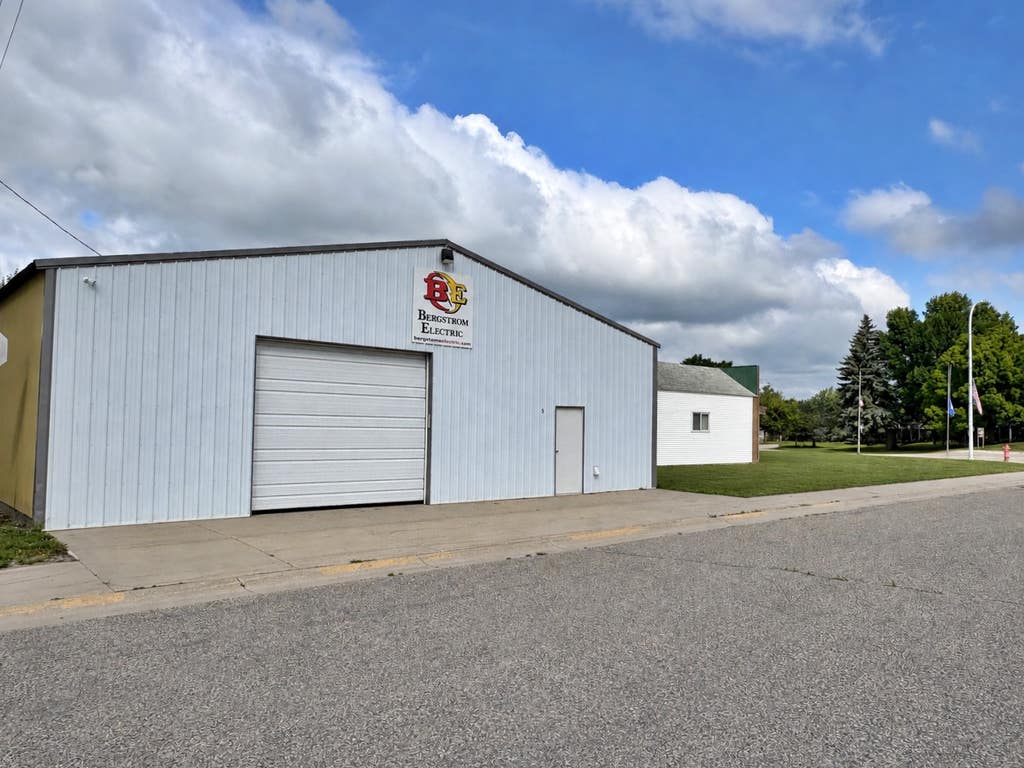 Photo of 5 Hubbard Avenue S, Sebeka, MN 56477 (MLS # 7132862)
