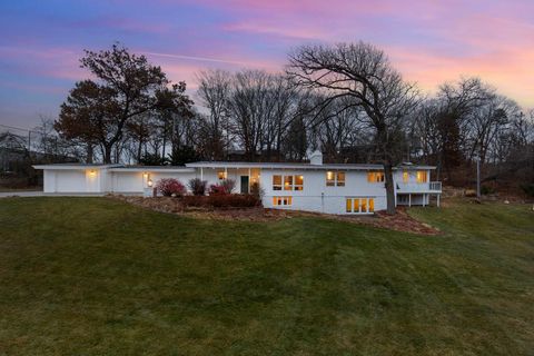 1345 Fairlawn Way Golden Valley MN 55416