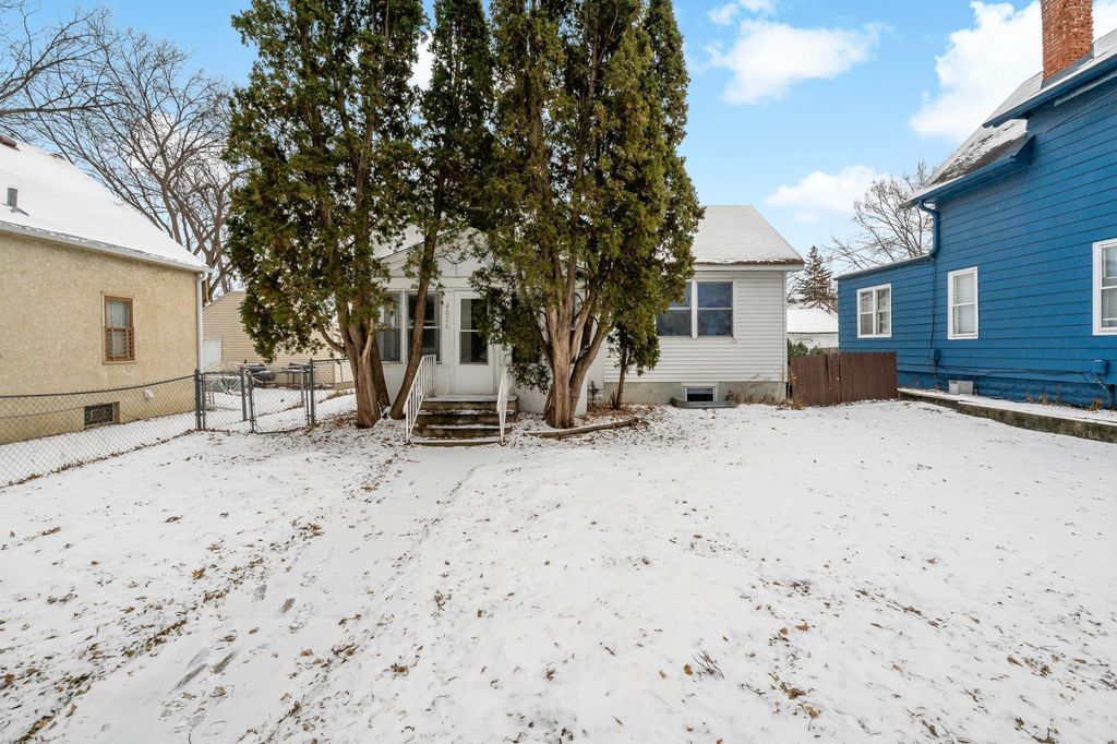 Photo of 4026 Girard Avenue N, Minneapolis, MN 55412 (MLS # 7009293)