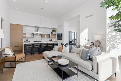 1111 W River Parkway 8D Minneapolis MN 55415