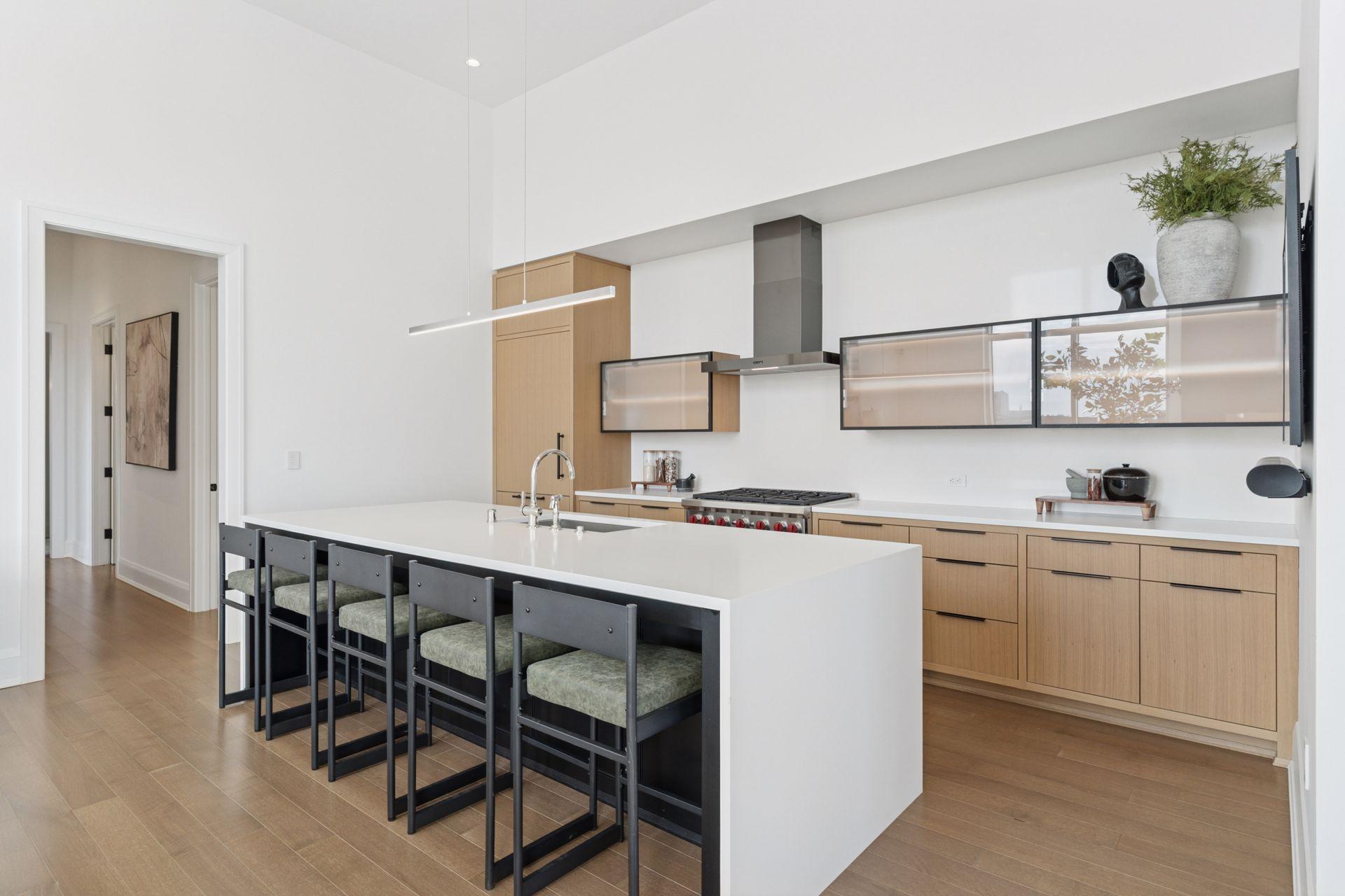 1111 W River Parkway 8D