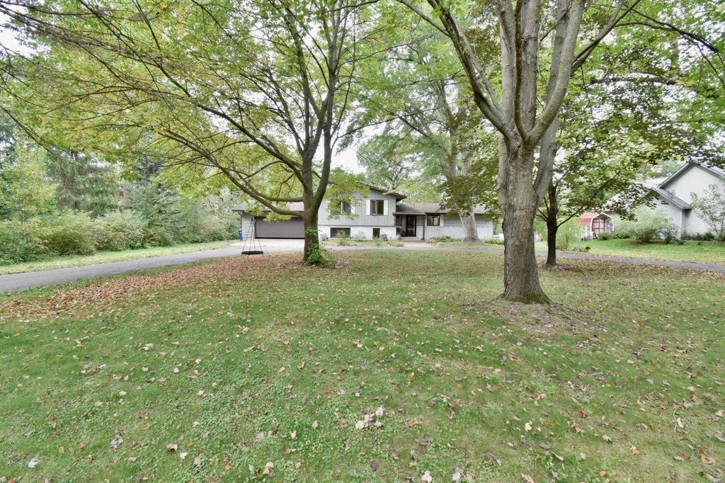 Photo of 18493 Eaglewood Road, Clearwater, MN 55320 (MLS # 6826256)