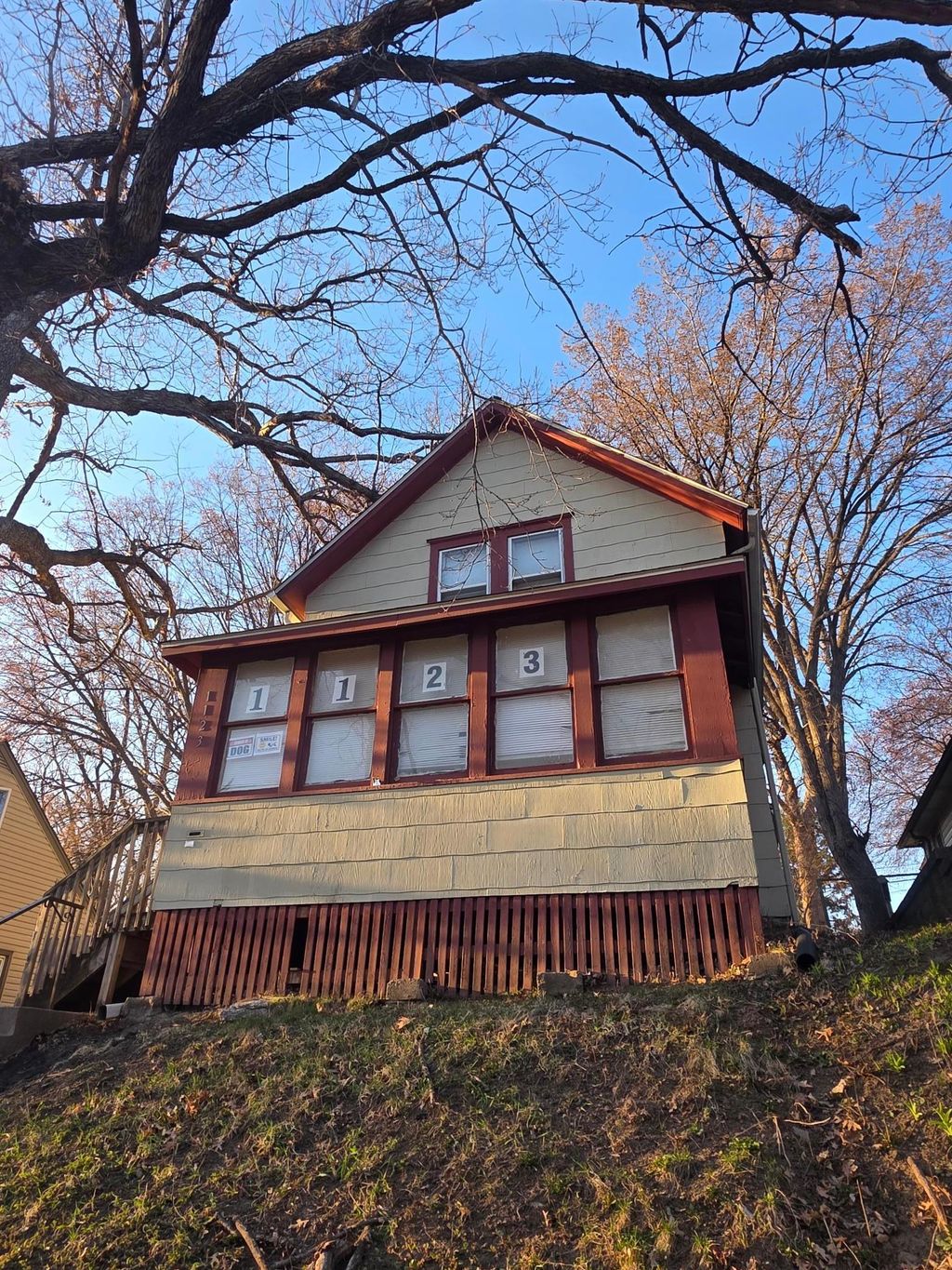 Photo of 1123 6th Street E, Saint Paul, MN 55106 (MLS # 7045374)