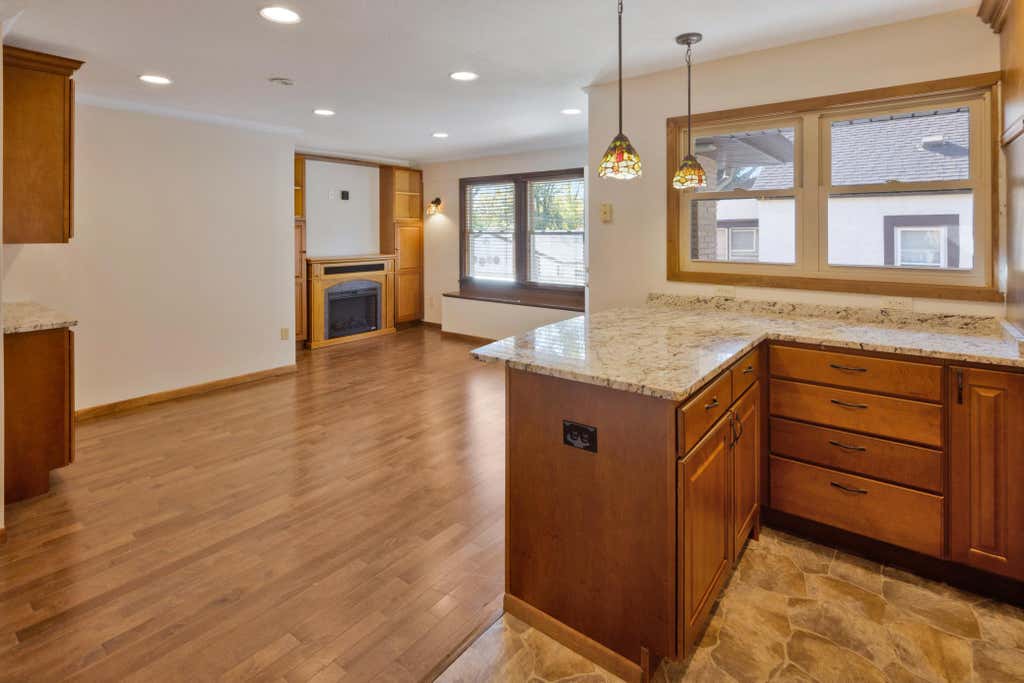 Photo of 4201 40th Avenue N, Robbinsdale, MN 55422 (MLS # 7110457)