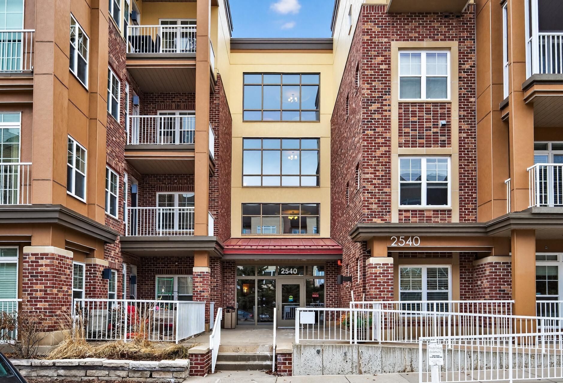 2540 38th Avenue NE 203