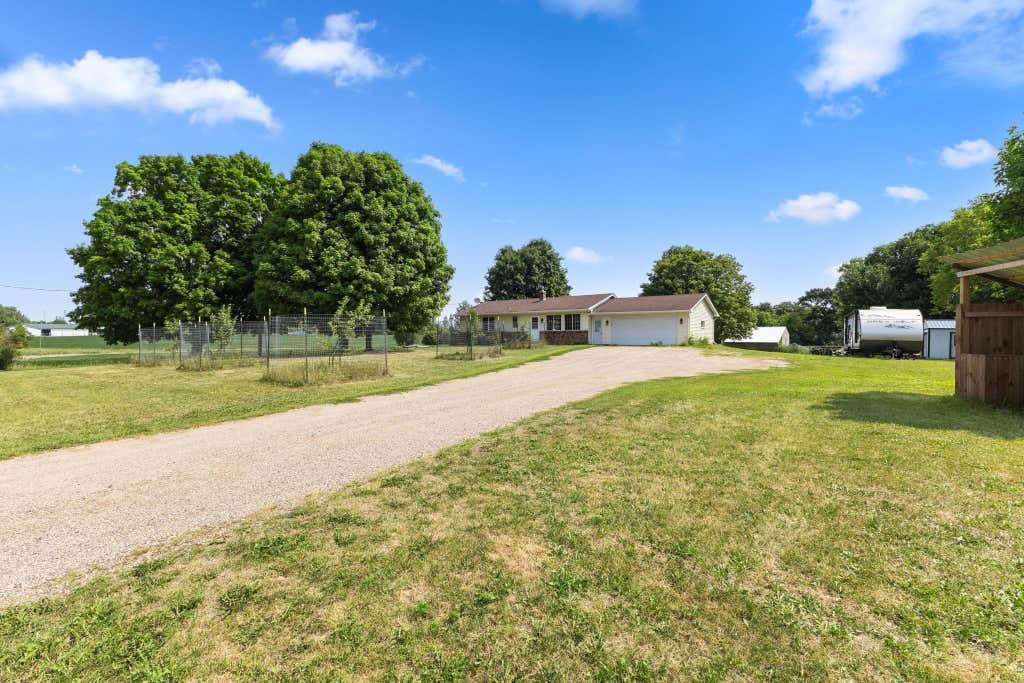 Photo of 721 Oak Avenue S, Maple Lake, MN 55358 (MLS # 7126408)