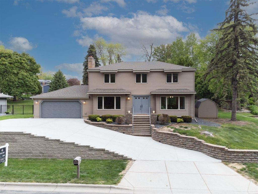 Photo of 175 W Kraft Road, West Saint Paul, MN 55118 (MLS # 7038999)