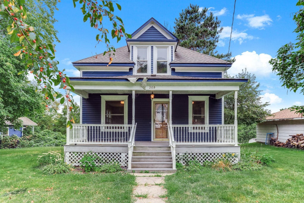 Photo of 309 S Adams Street, Saint Croix Falls, WI 54024 (MLS # 7148382)