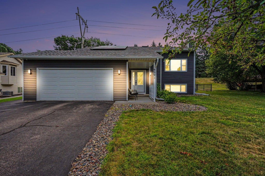 Photo of 939 Savannah Road, Eagan, MN 55123 (MLS # 7119527)