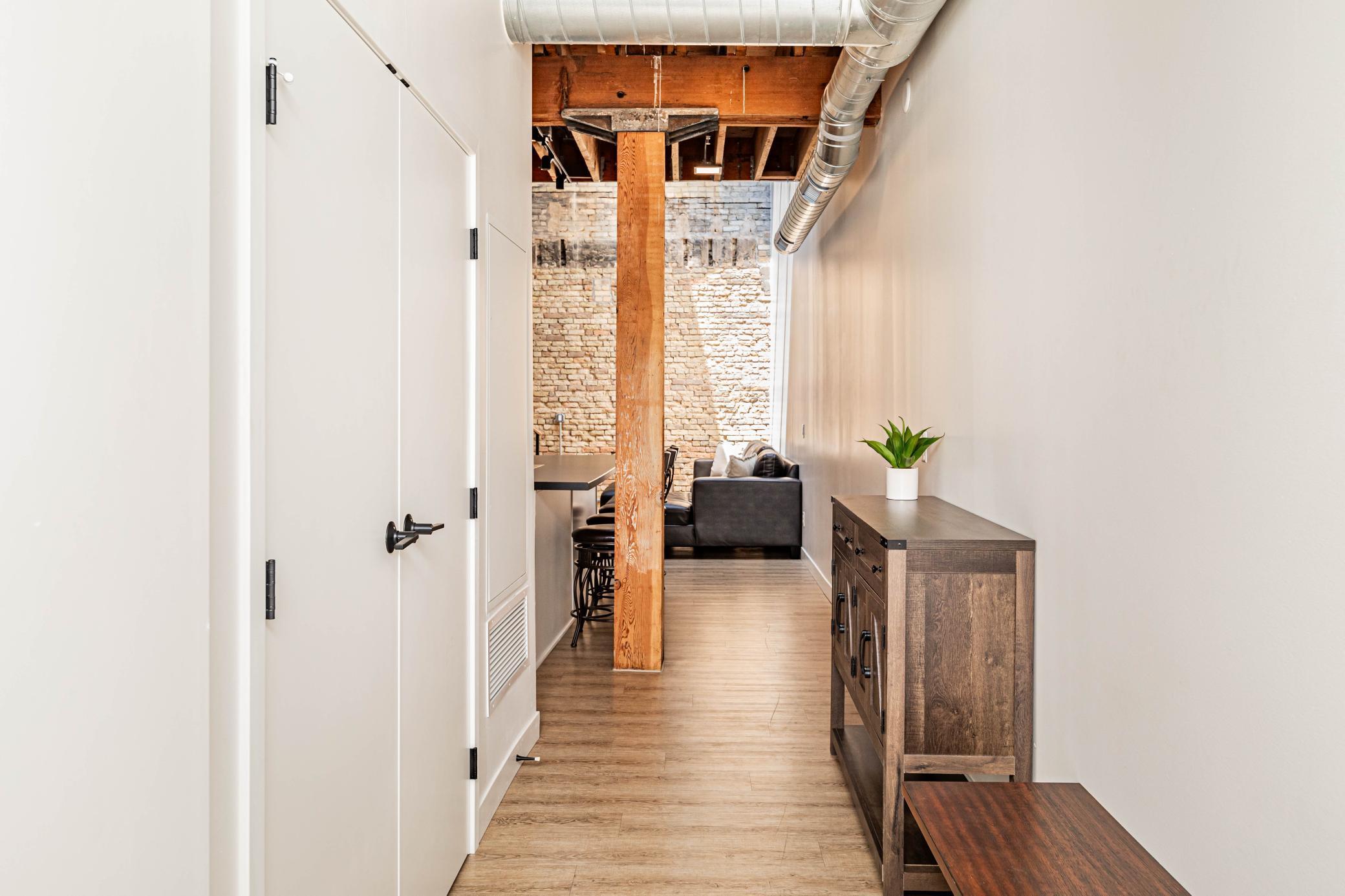 Fargo, North Dakota 58102, United States, 1 Bedroom Bedrooms, ,2 BathroomsBathrooms,Residential,Active,250140