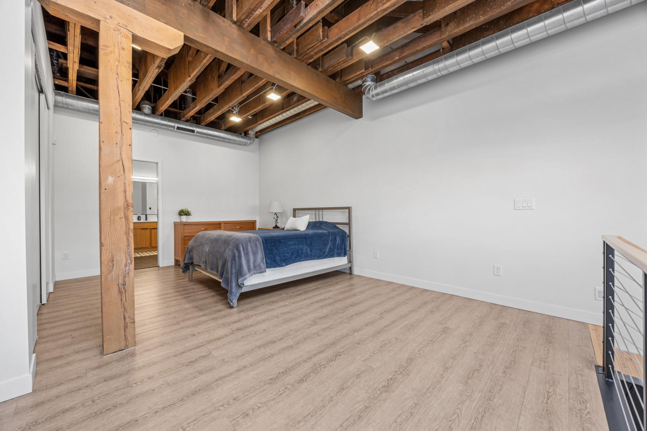 Fargo, North Dakota 58102, United States, 1 Bedroom Bedrooms, ,2 BathroomsBathrooms,Residential,Active,250140