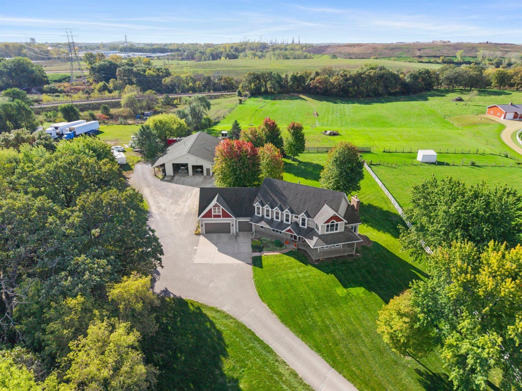 Photo of 2850 105th Street E, Inver Grove Heights, MN 55077 (MLS # 7149413)
