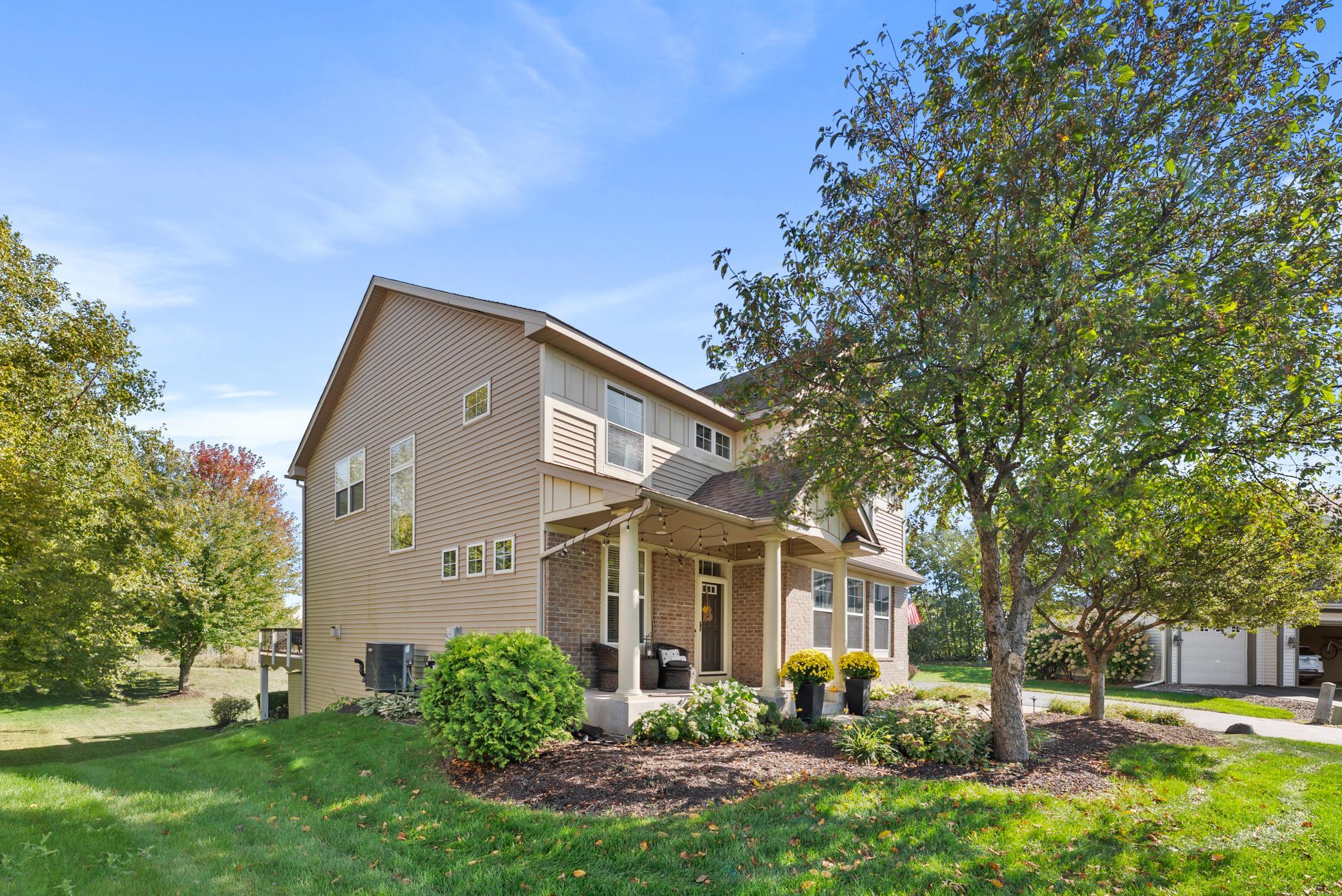 6224 Urbandale Lane N