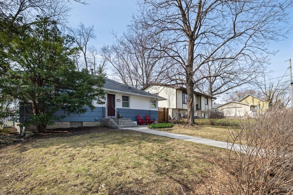 Photo of 15 E 68th Street, Richfield, MN 55423 (MLS # 7043251)