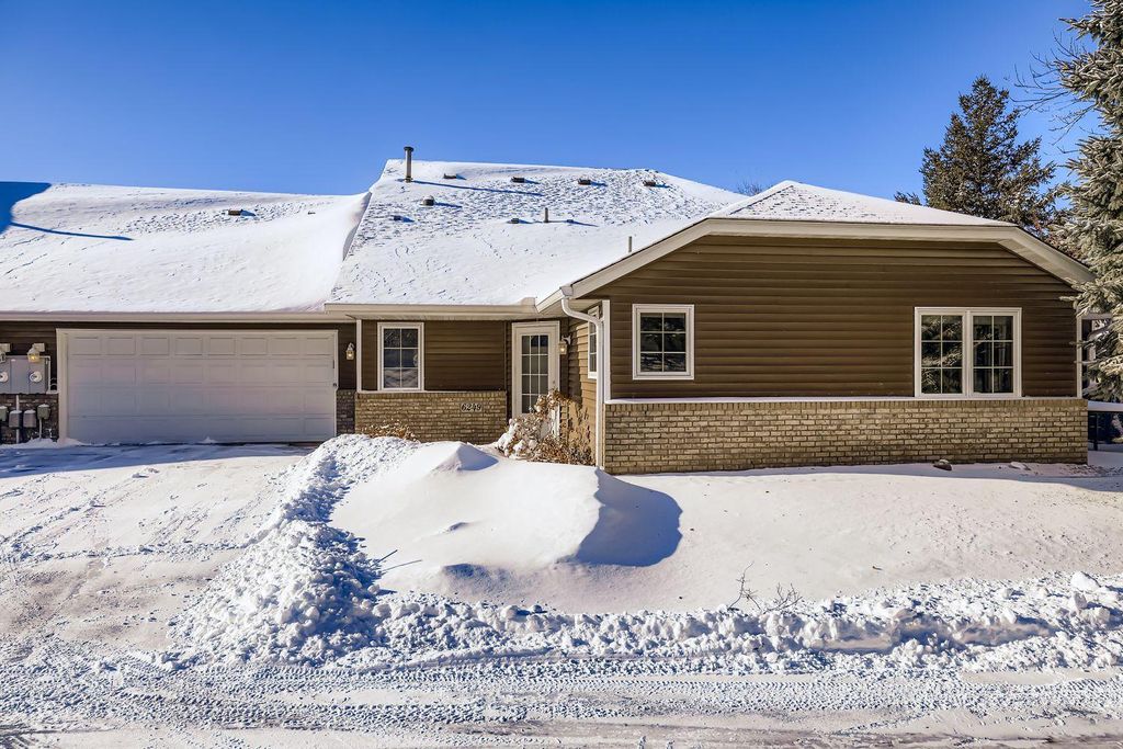 Photo of 6249 Creekview Lane N, Brooklyn Park, MN 55443 (MLS # 6826767)