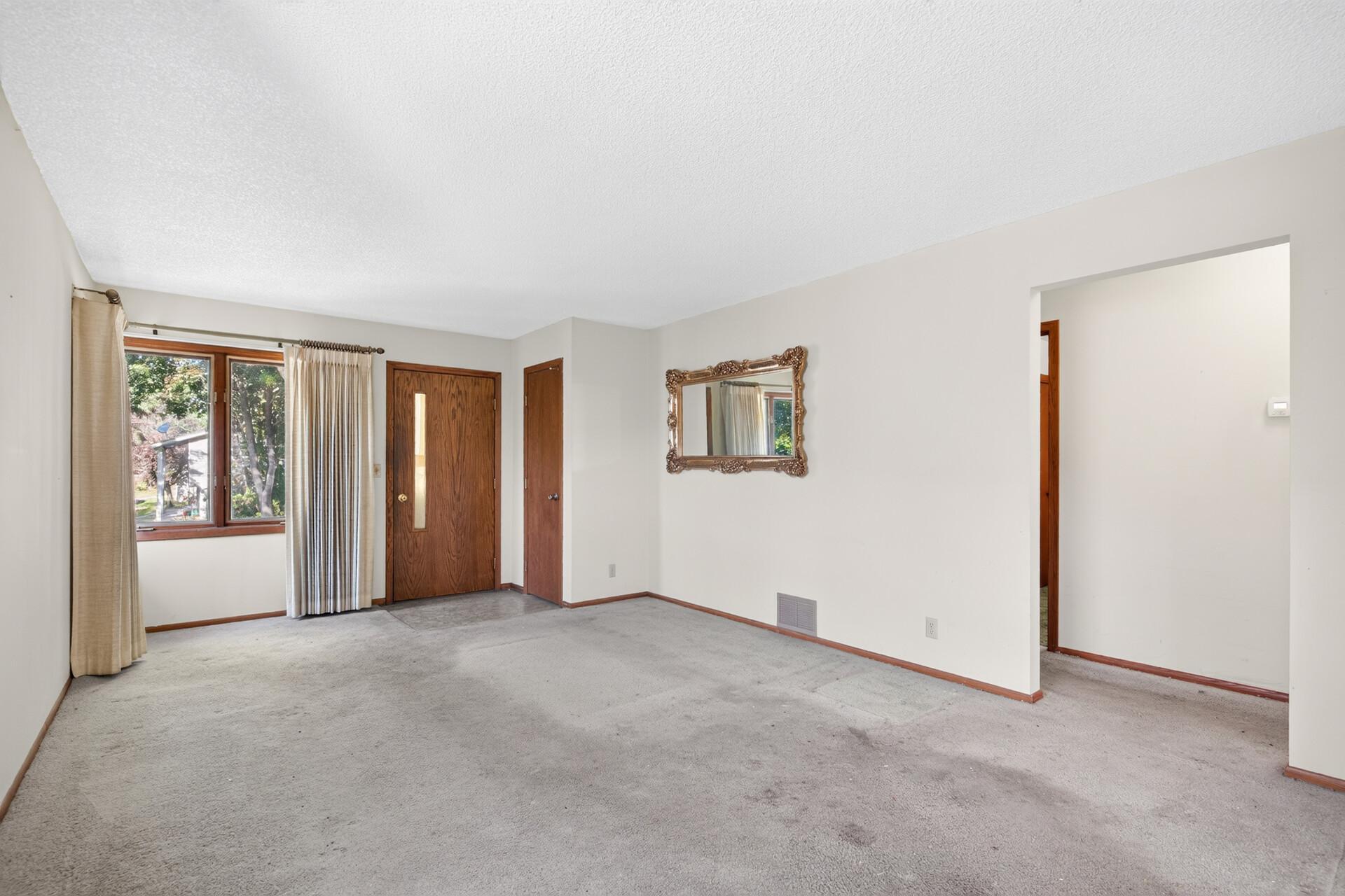 3861 Polk Street NE