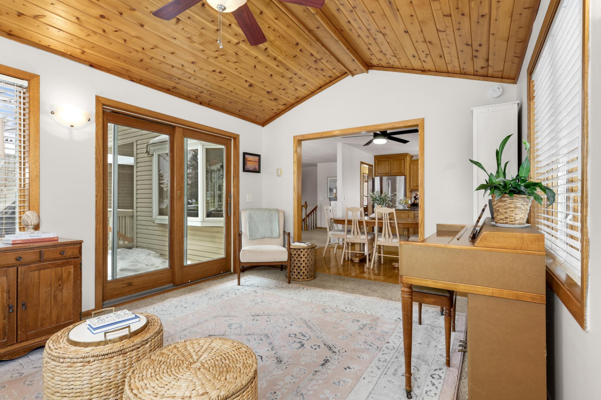 15958 Harwell Avenue