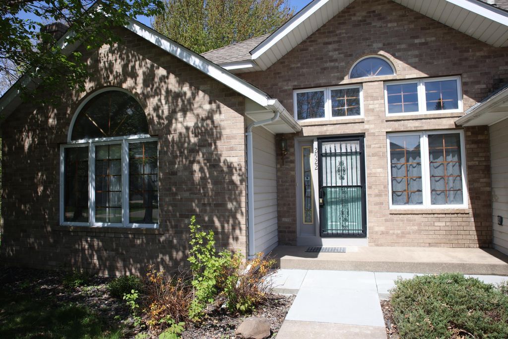 Photo of 2522 Windsor Lane, Woodbury, MN 55125 (MLS # 7094095)
