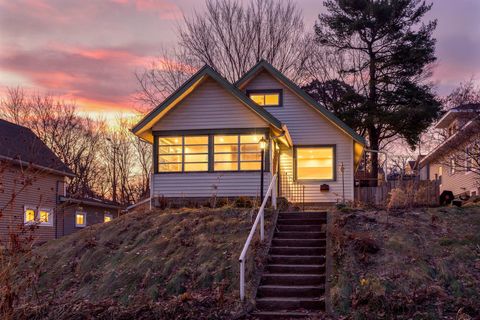 Photo of 2831 Taylor Street NE, Minneapolis, MN 55418 (MLS # 7024254)