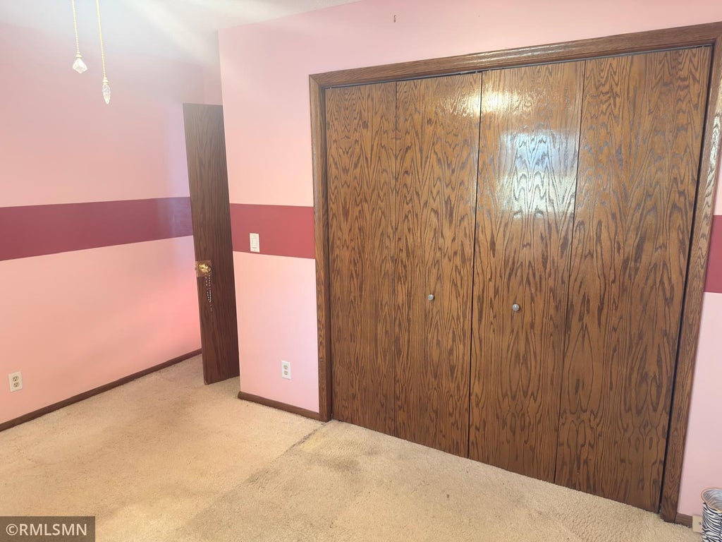 Photo of 1731 California Avenue E, Saint Paul, MN 55106 (MLS # 7107826)